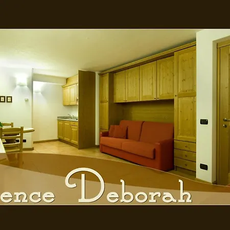 Aparthotel Deborah *